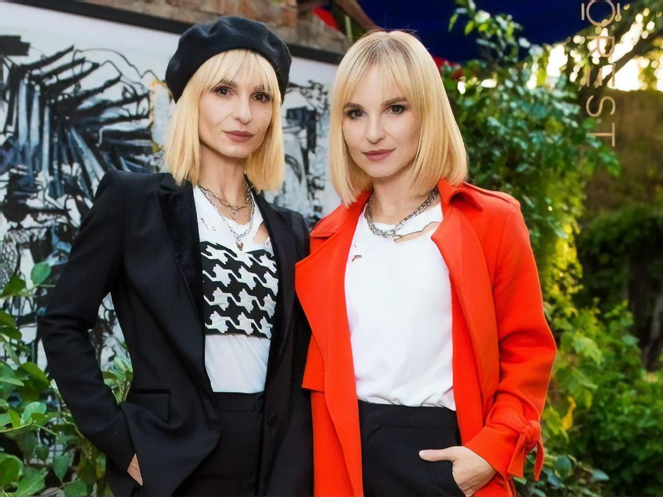 Близнючки Анна і Марія Опанасюк відомі як дует Anna Maria