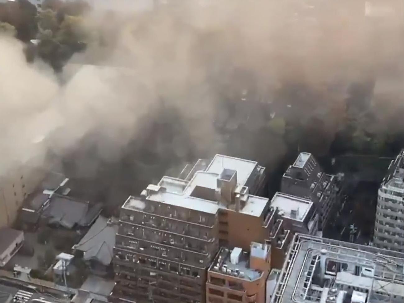 Для тушения пожара привлекли&nbsp;более 30 пожарных машин