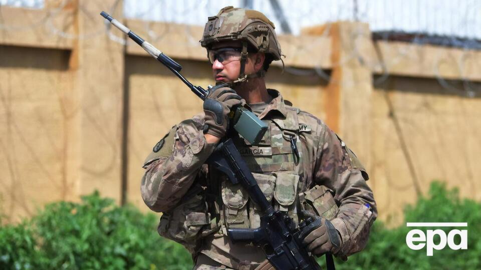 Сейчас в Афганистане находится около 4500 военнослужащих США, а в Ираке – более 3000