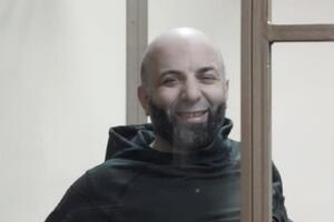 По словам Денисовой, Абдуллаева (на фото) и раньше около пяти месяцев безосновательно удерживали в штрафном изоляторе