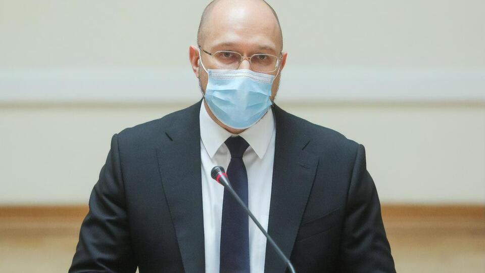 Шмигаль наголосив, що Україна закупить тестів більше, ніж використали у Словаччині