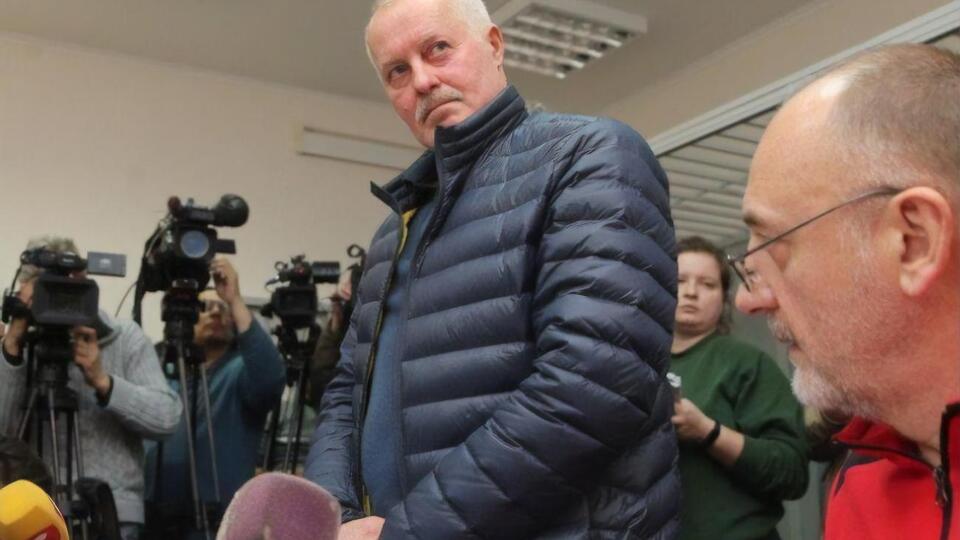 Замана: На то время одни любыми средствами хотели удержать власть, другие – любыми средствами получить эту власть
