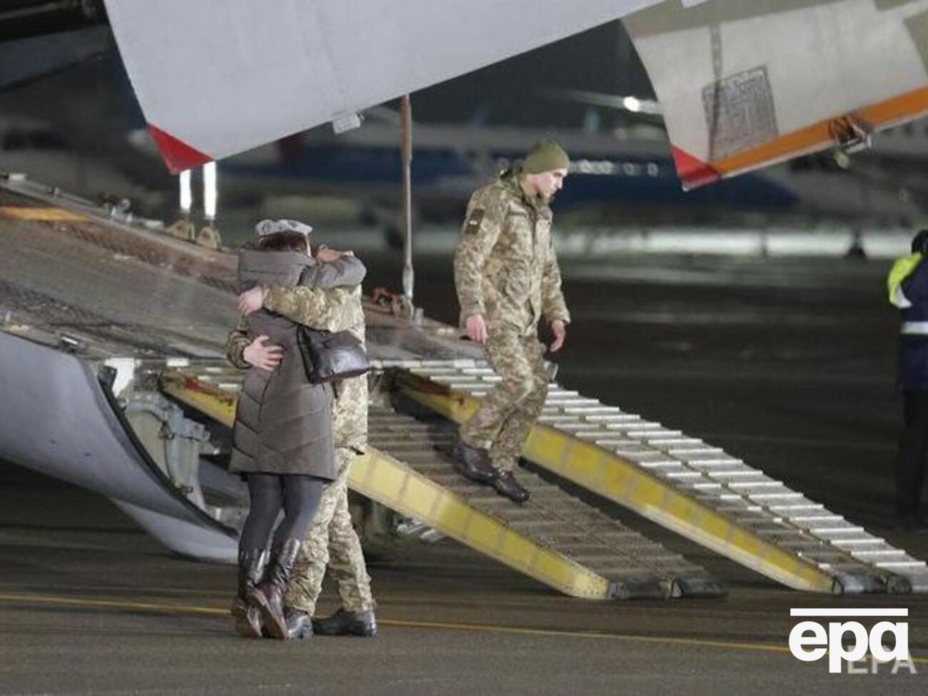 Украинская сторона хочет обсудить в том числе обмен удерживаемыми лицами