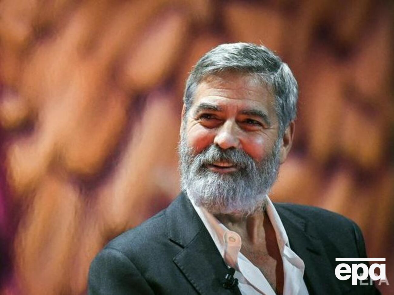 Клуні поділився гонораром із друзями