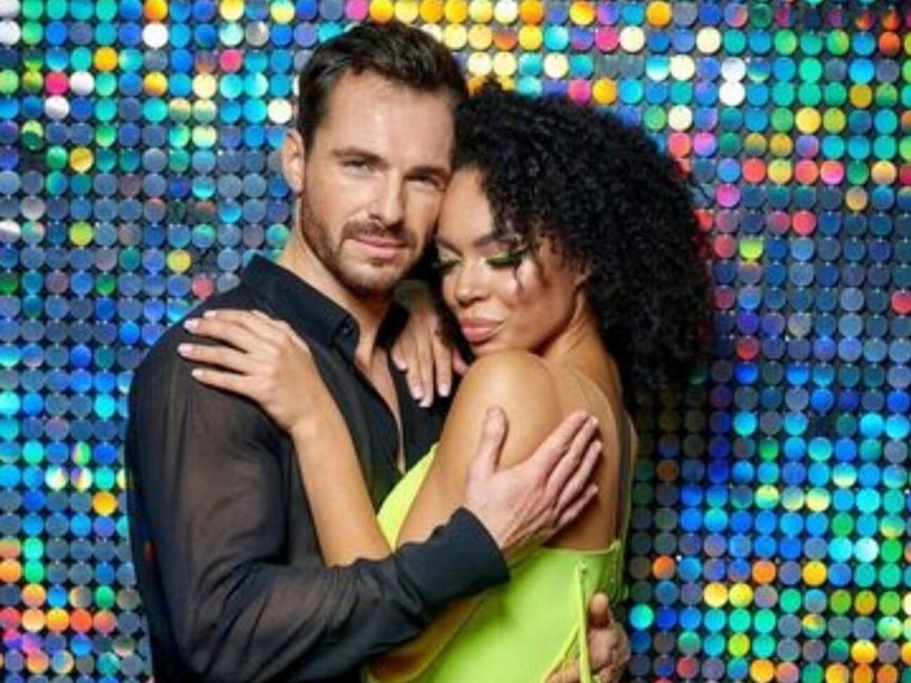 Мельник и Дели дошли до четвертьфинала "Танцев со звездами"