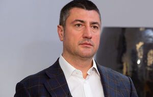 Бахматюк: Дайте мне такой же залог, как другому фигуранту: 5 млн. Можно в два раза больше – 10 млн. Раз я богаче, чем он, 10 млн грн я заплачу. Я вам обещаю, что не уеду с территории Украины, пока не закрою свое дело