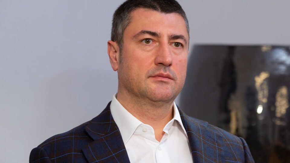 Бахматюк: Дайте мне такой же залог, как другому фигуранту: 5 млн. Можно в два раза больше – 10 млн. Раз я богаче, чем он, 10 млн грн я заплачу. Я вам обещаю, что не уеду с территории Украины, пока не закрою свое дело