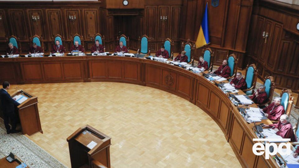 Кілька суддів КСУ хворіє на COVID-19