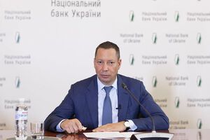 Шевченко зазначив, що закон про Національний банк України прямо забороняє Нацбанку фінансувати дефіцит держбюджету