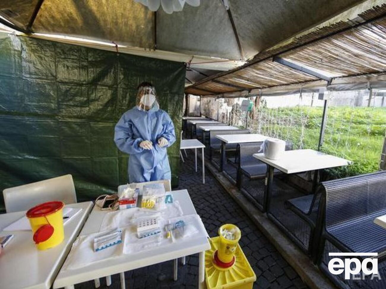 В мире коронавирус подтвердили у более 56 млн человек