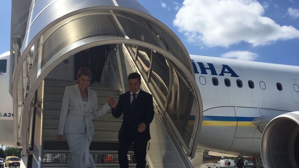 В президентский самолет планировали провести улучшенный интернет за 32 млн грн
