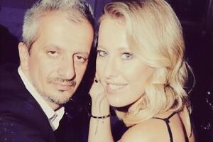 Богомолов женат на Собчак более года