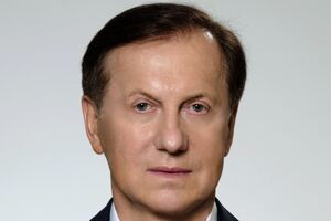 В основе конфликта вокруг КСУ – желание власти превратить суд в карманный орган
