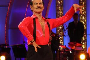 Чапкис женат в четвертый раз