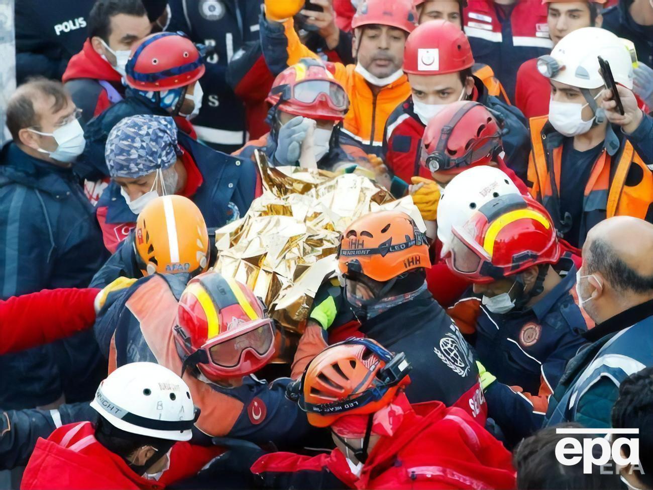 Трехлетняя&nbsp;Элиф Перинчек пробыла под завалами дома 65 часов