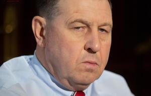 Илларионов: Хотя различия в регионах существуют реальные, сейчас складывается новая украинская общность, которая, если специально не сыпать соль на рану, не позволит разорвать страну