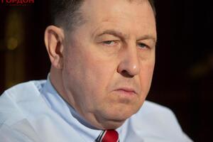 Илларионов: Хотя различия в регионах существуют реальные, сейчас складывается новая украинская общность, которая, если специально не сыпать соль на рану, не позволит разорвать страну