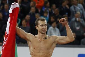 Кравченка затримали під час протестного Маршу народовладдя в Мінську