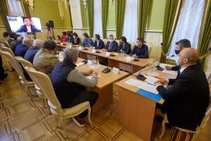 Зеленський провів зустріч за допомогою відеозв'язку