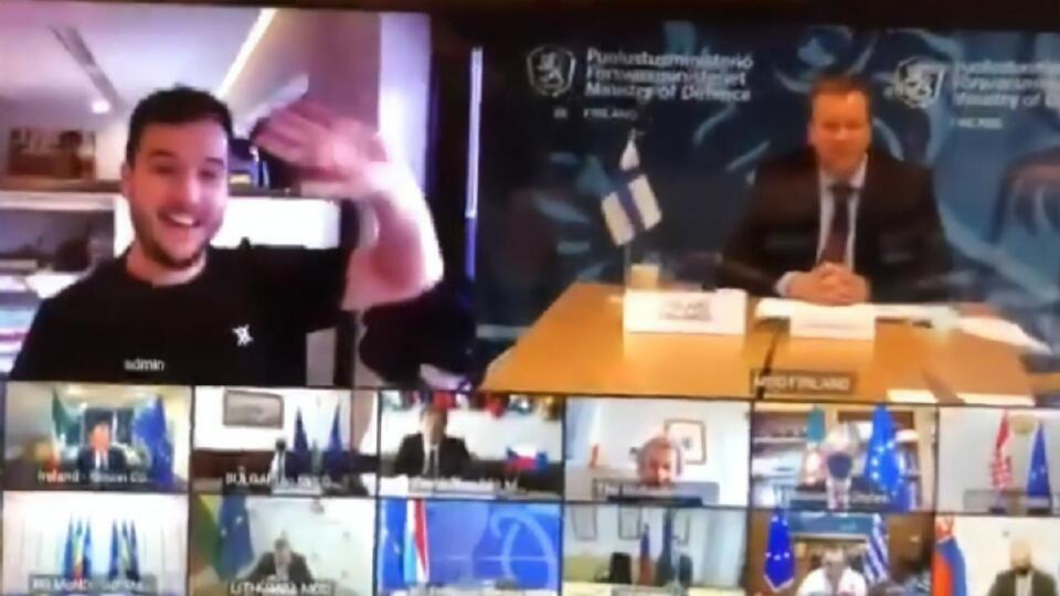 Верлаан сообщил министрам, что он журналист