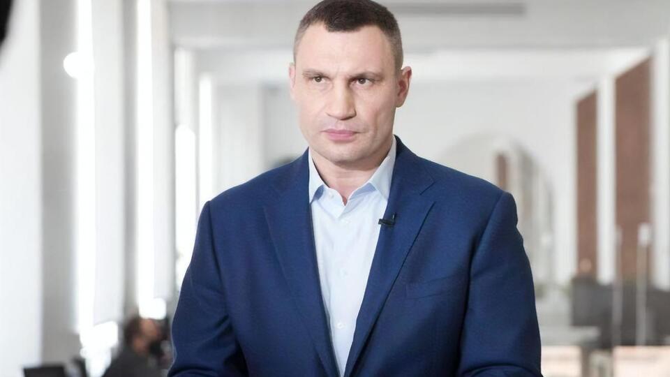 Кличко: Всего COVID-19 в Киеве болеют 1166 школьников и более чем 790 педагогов