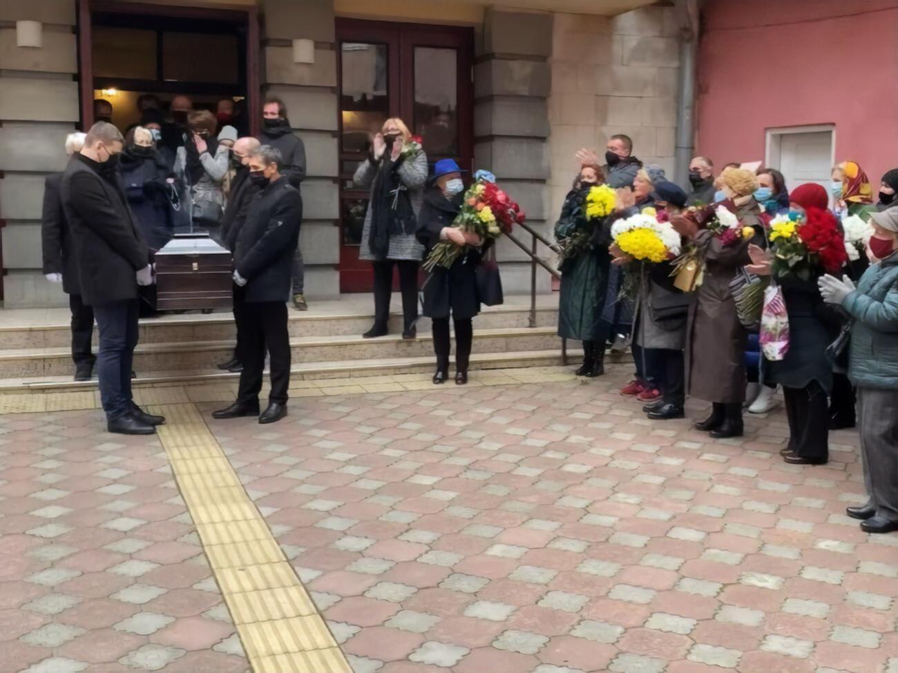 Церемония прощания с Виктюком состоялась в&nbsp;Театре юного зрителя