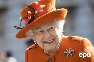 Стоимость джина от Елизаветы II примерно £50