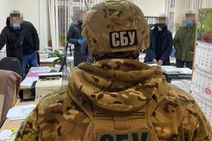 Під час обшуків у офісах і за місцем проживання фігурантів правоохоронці вилучили комп'ютерну техніку