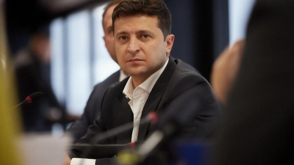 Зеленский сообщил, что выплаты по 8 тыс. грн могут получить 1,2 млн украинцев