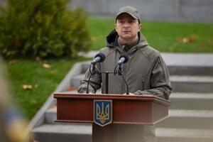 Зеленський відкрив доступ до роботи в зоні воєнного конфлікту на Донбасі