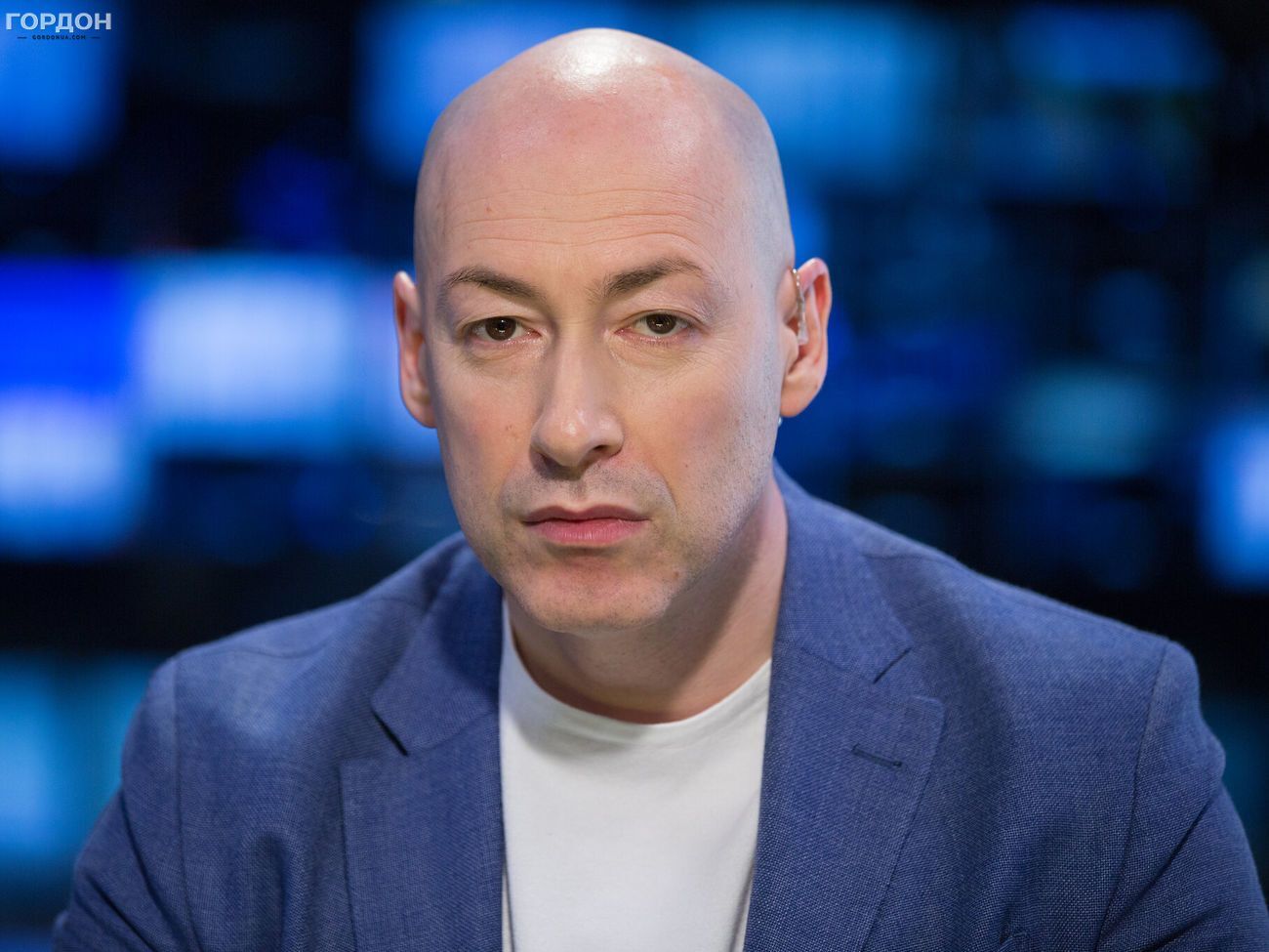 Гордон:&nbsp;Они считают Украину своей матерью, но когда на мать напали, они ездят зарабатывать туда, откуда пришла угроза матери