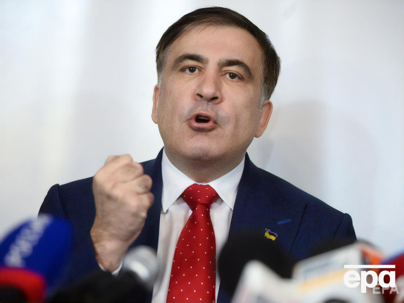 Саакашвили заявил, что "полиция берет деньги" от работающих в карантин заведений