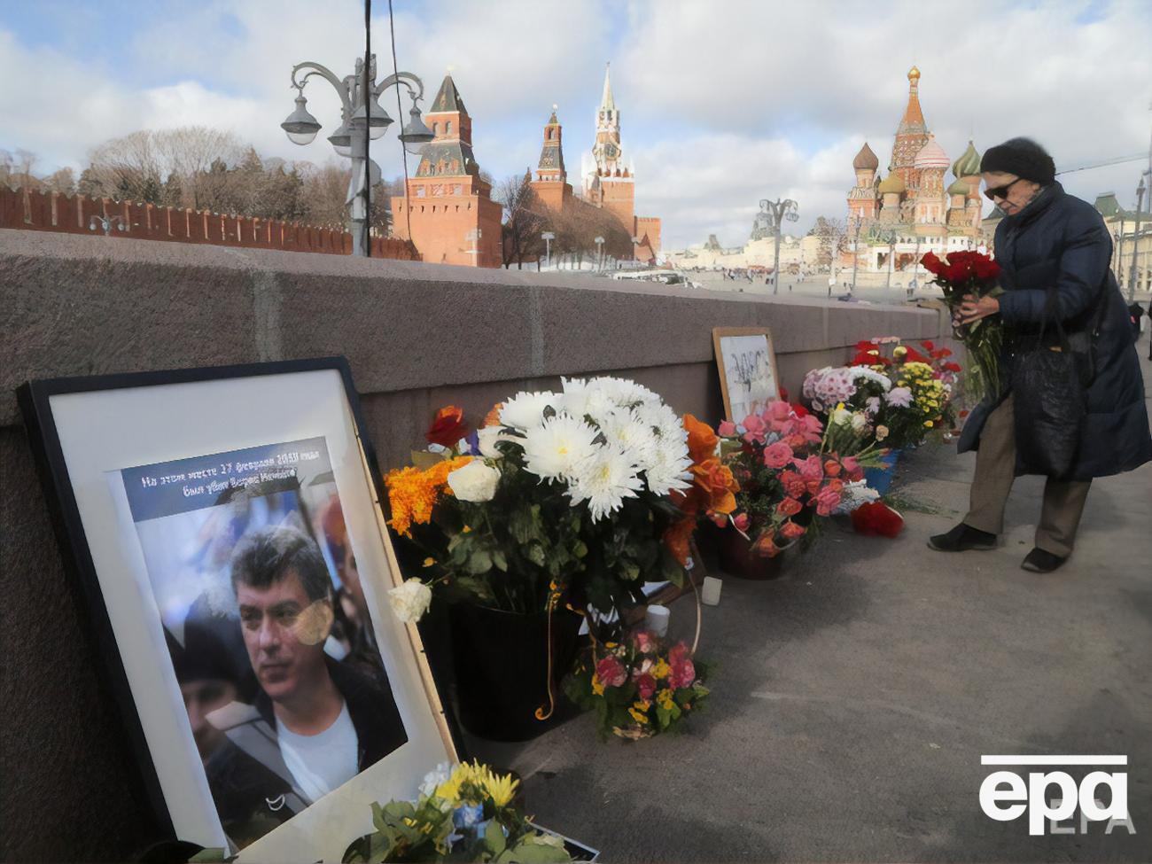 Немцова убили на мосту в районе Кремля