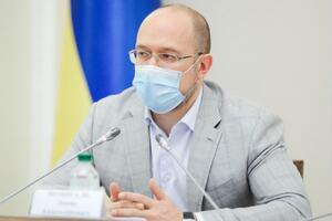 Шмигаль назвав чинні обмеження "зваженою альтернативою жорстким карантинним заходам"