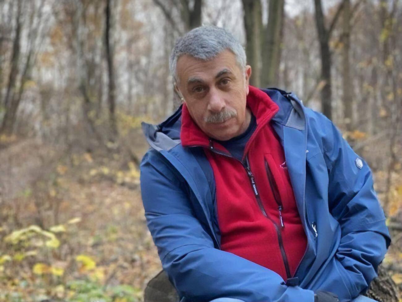 Комаровский родился в 1960 году в Харькове