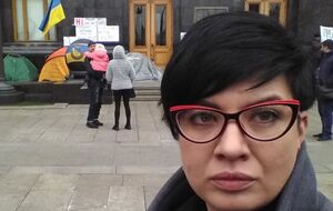 Украина больше не может ни выплачивать ранее взятые кредиты, ни обеспечивать внутренние обязательства перед населением