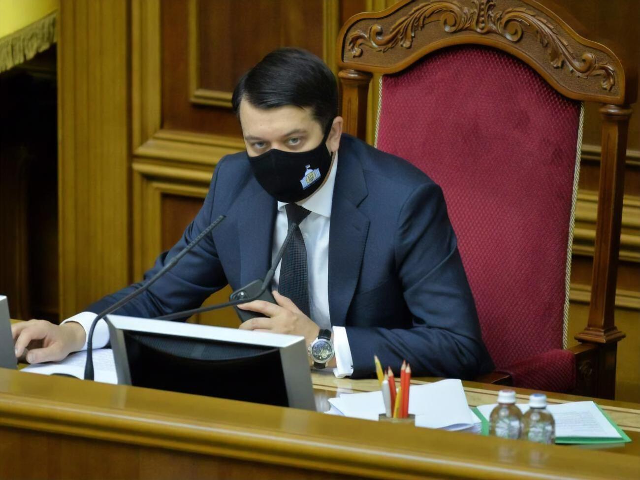 Разумков говорил, что "в некоторой степени" он уже президент