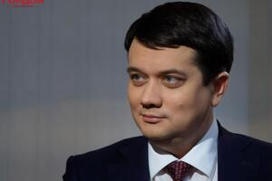Разумков вторую неделю болеет COVID-19