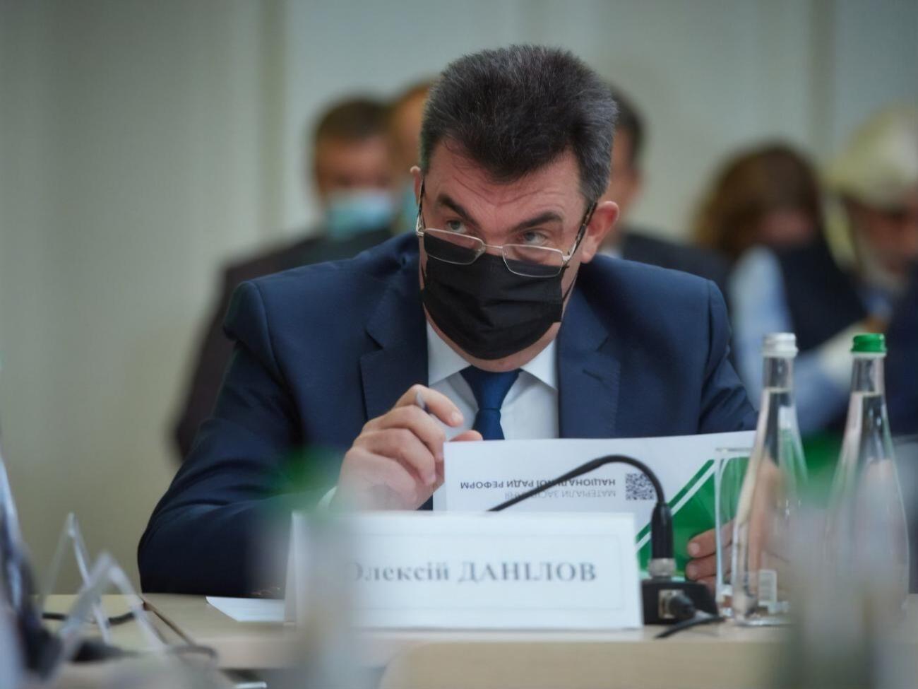 Данілов: Є оптимістичний і песимістичний сценарії розвитку ситуації з COVID-19. Про другий говорити не хочу