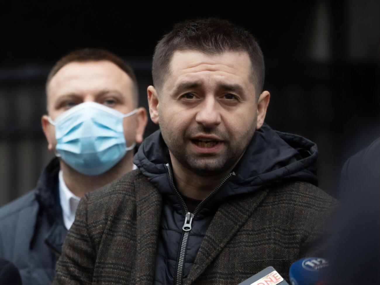 Арахамия сообщил, что Рада заслушает отчет об эффективности карантинных ограничений