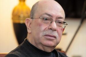 Швец: Оставили меня одного с бандитами. И я смотрю: в полутьме эти урки начинают поднимать голову и осматриваться, кто здесь их охраняет