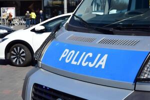 Третій українець прийшов до поліції