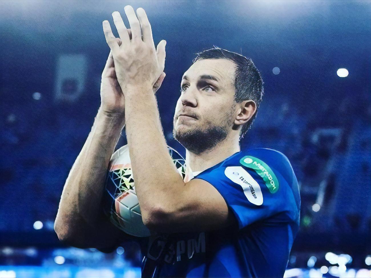 Дзюба сегодня вышел на игру с капитанской повязкой