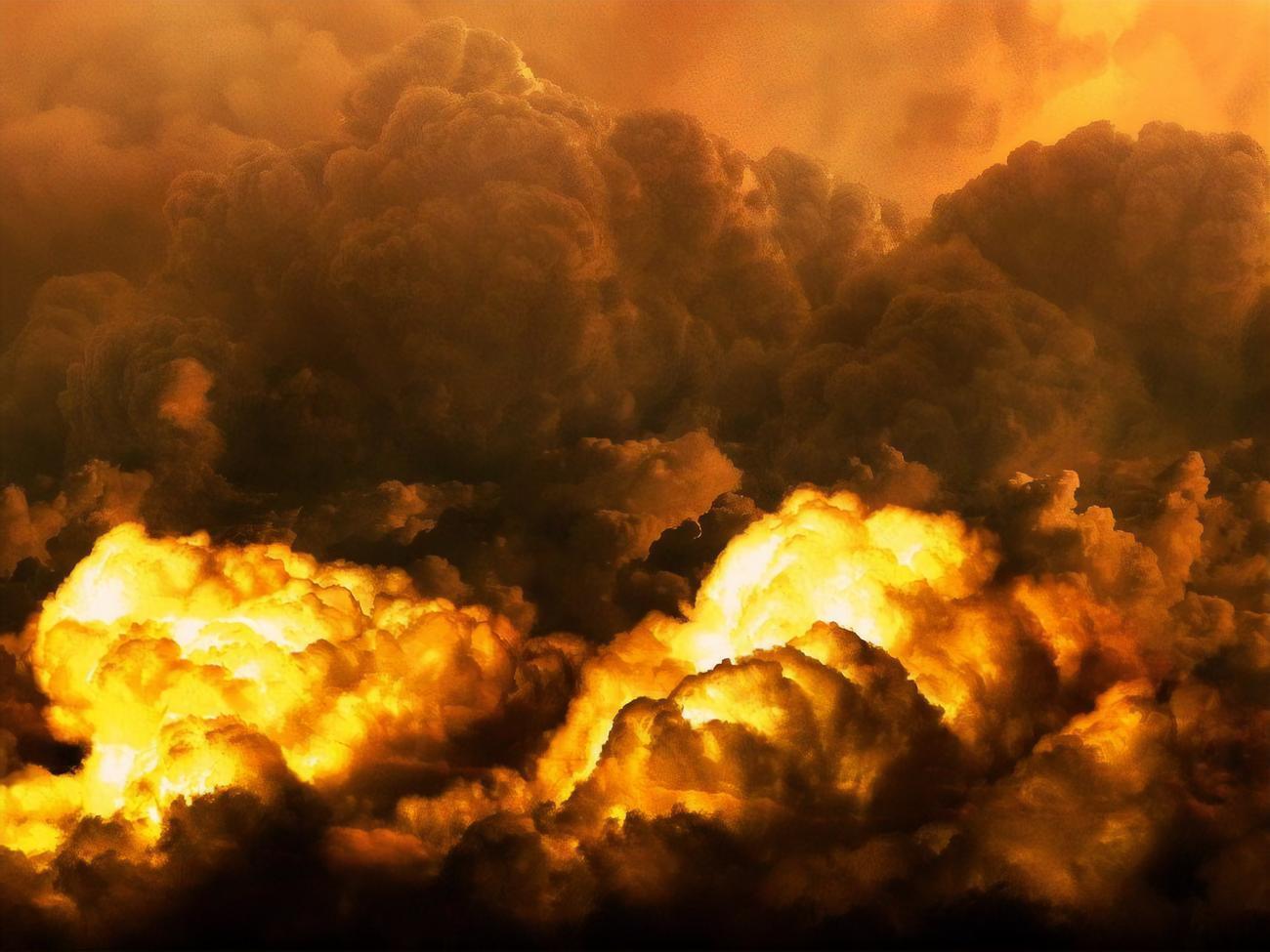 Взрывы якобы уничтожили ЗРК и боеприпасы боевиков