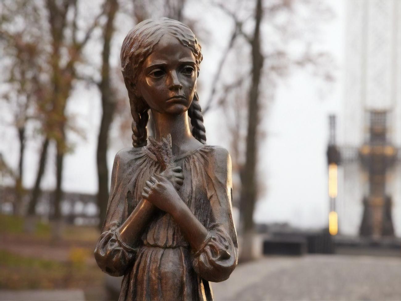 СБУ оприлюднила секретні архіви у день вшанування пам'яті жертв Голодомору