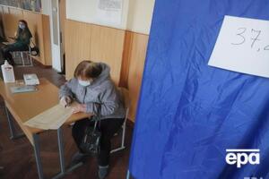 За крісло міського голови Чернівців бореться двоє підприємців