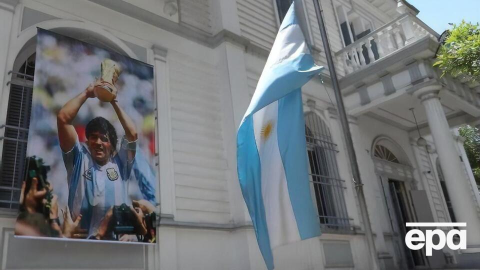 Марадона помер 25 листопада від серцевого нападу