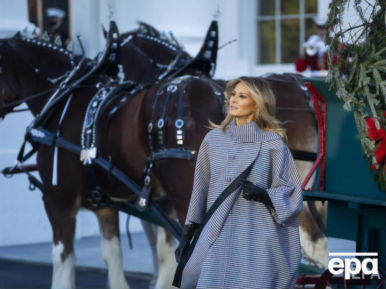 Книга Меланії Трамп може викликати великий інтерес у суспільстві