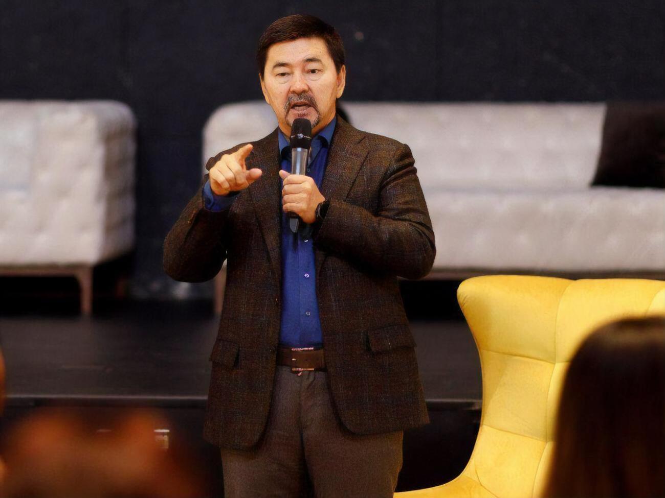 Сейсембаев: Как нарезали, так нарезали. Ребята, надо делать дела с тем, что нам досталось в наследство&nbsp;