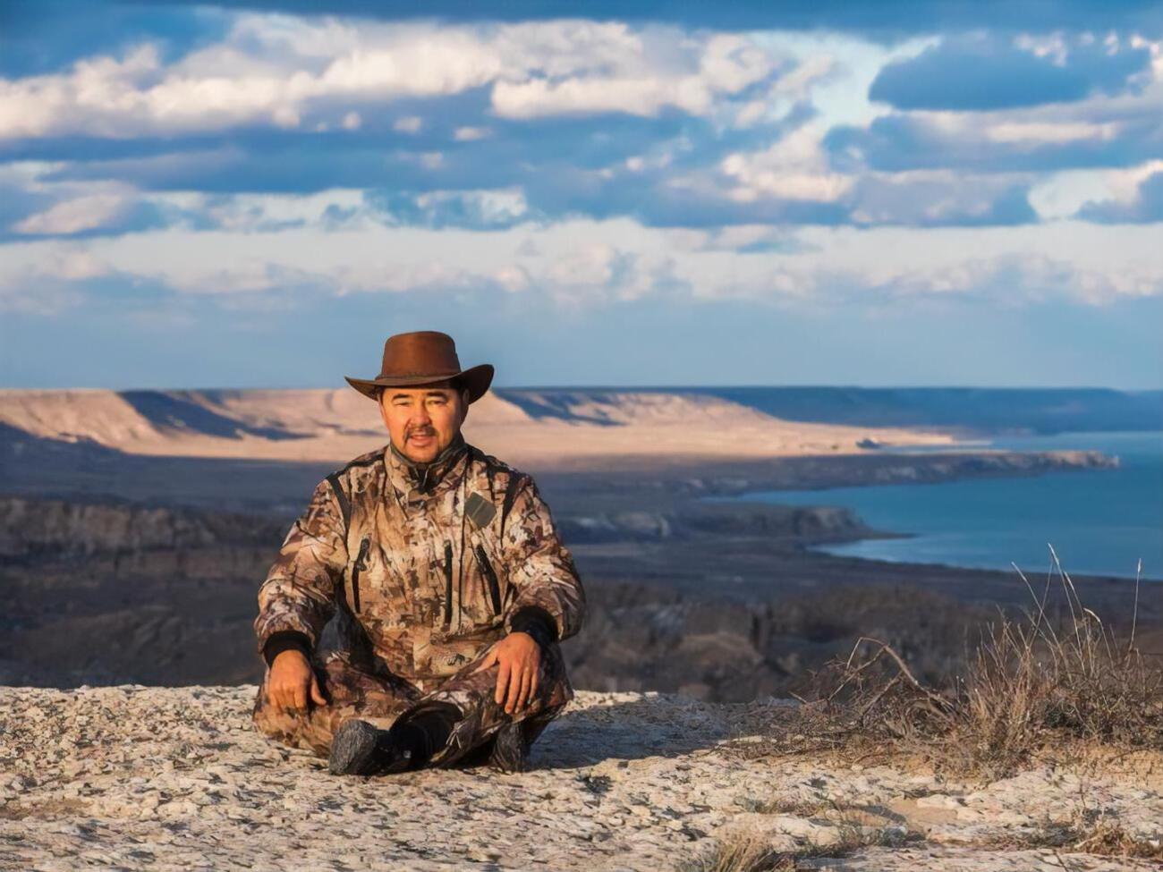 Сейсембаев:&nbsp;Я&nbsp;многим&nbsp;украинским политикам говорю: "Не думайте, что это внутриукраинское дело.&nbsp;Это как изба в деревне: горит свет, а мы из-за забора наблюдаем, как вы ссоритесь внутри, и завидуем"